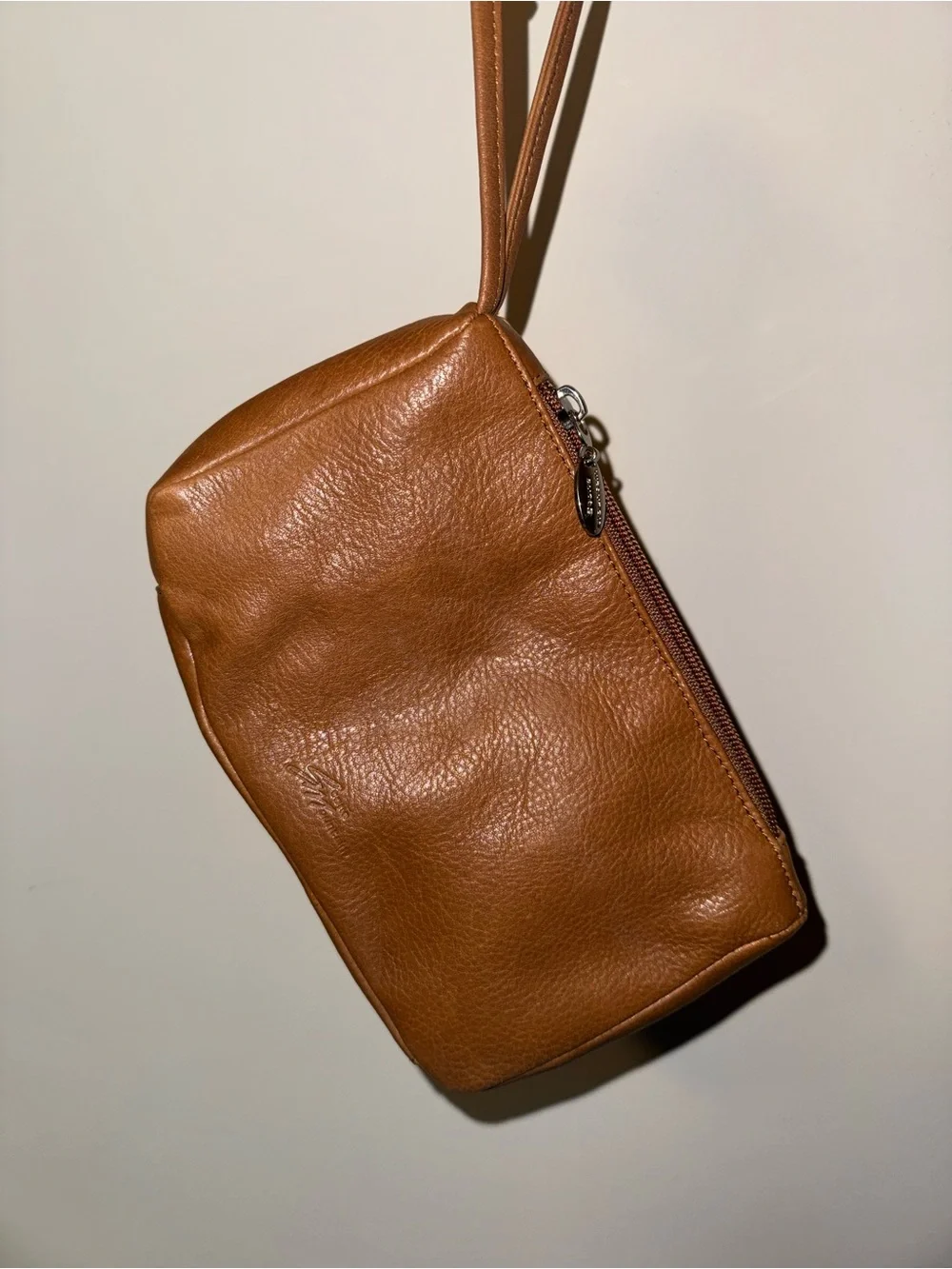 Stone Mountain Vintage Leather Wristlet Pouch in Tan